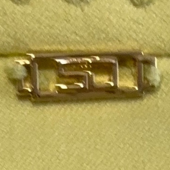 ST. JOHN PANTS SUIT YELLOW SIZE LARGE EXCELLENT CONDITION - Picture 14 of 15